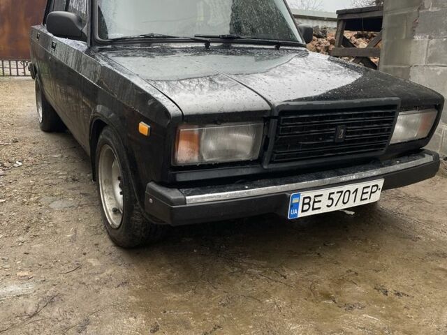 Чорний ВАЗ 2107, об'ємом двигуна 1.6 л та пробігом 109 тис. км за 1300 $, фото 1 на Automoto.ua