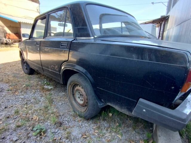 Черный ВАЗ 2107, объемом двигателя 0 л и пробегом 250 тыс. км за 583 $, фото 1 на Automoto.ua