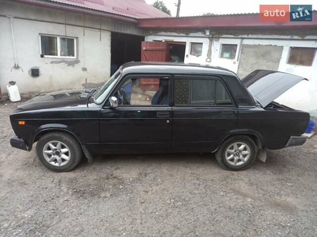 Чорний ВАЗ 2107, об'ємом двигуна 1.6 л та пробігом 39 тис. км за 2050 $, фото 1 на Automoto.ua