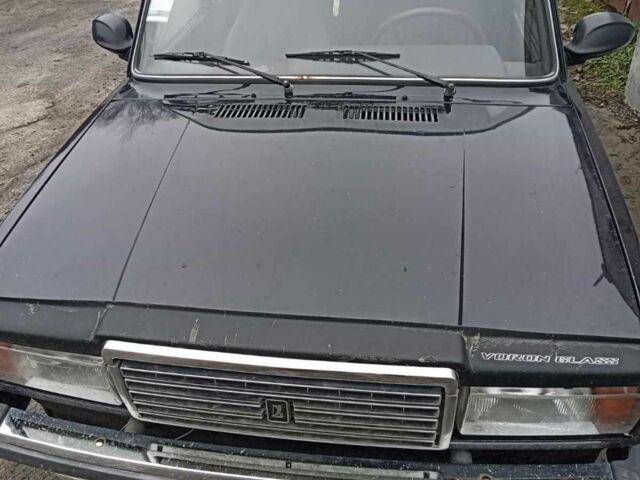 Черный ВАЗ 2107, объемом двигателя 1.5 л и пробегом 90 тыс. км за 3000 $, фото 1 на Automoto.ua