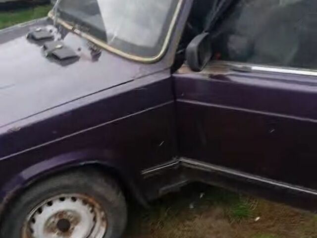 Фіолетовий ВАЗ 2107, об'ємом двигуна 1 л та пробігом 2 тис. км за 261 $, фото 1 на Automoto.ua