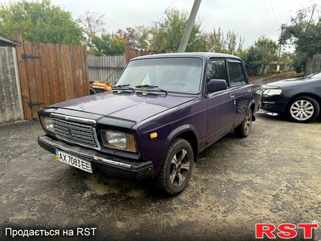Фіолетовий ВАЗ 2107, об'ємом двигуна 1.5 л та пробігом 100 тис. км за 550 $, фото 1 на Automoto.ua