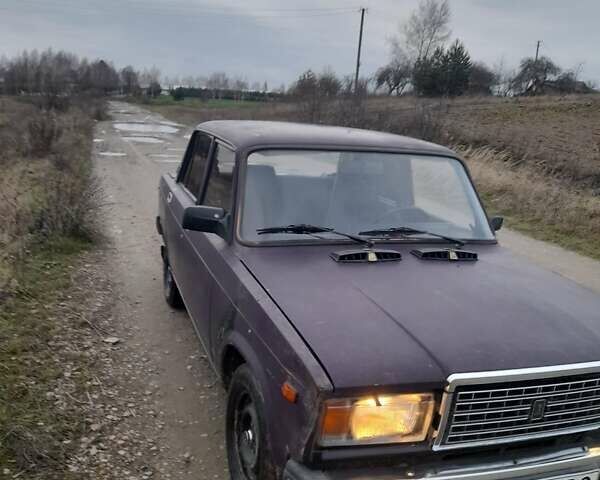 Фиолетовый ВАЗ 2107, объемом двигателя 3 л и пробегом 100 тыс. км за 473 $, фото 1 на Automoto.ua