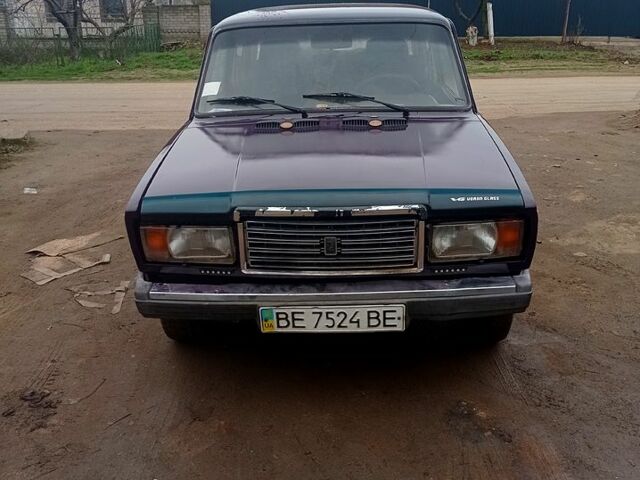 Фіолетовий ВАЗ 2107, об'ємом двигуна 1.5 л та пробігом 90 тис. км за 1000 $, фото 1 на Automoto.ua