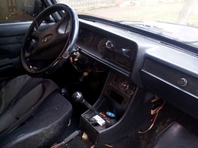 Фиолетовый ВАЗ 2107, объемом двигателя 1.3 л и пробегом 150 тыс. км за 1000 $, фото 1 на Automoto.ua