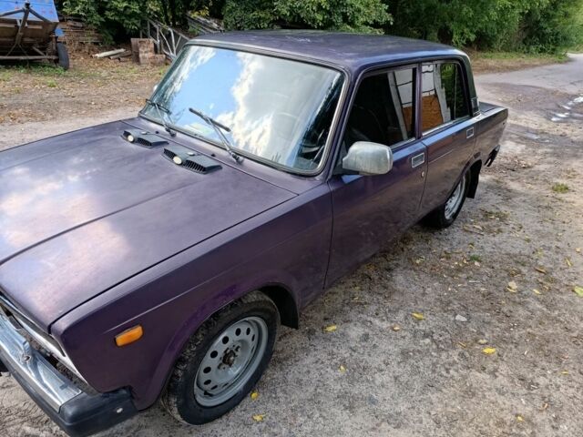 Фіолетовий ВАЗ 2107, об'ємом двигуна 0 л та пробігом 150 тис. км за 1000 $, фото 1 на Automoto.ua