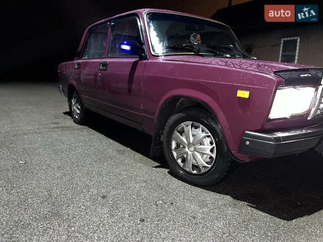 Фиолетовый ВАЗ 2107, объемом двигателя 1.57 л и пробегом 15 тыс. км за 1700 $, фото 1 на Automoto.ua