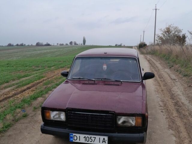 ВАЗ 2107 2002 в Ровно на Automoto.ua Фиолетовый ВАЗ 2107, объемом двигателя 1.5 л и пробегом 1 тыс. км за 713 $, фото 1 на Automoto.ua