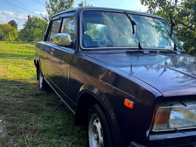 Фіолетовий ВАЗ 2107, об'ємом двигуна 1.5 л та пробігом 0 тис. км за 950 $, фото 1 на Automoto.ua