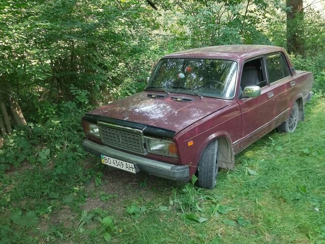 Фіолетовий ВАЗ 2107, об'ємом двигуна 1.6 л та пробігом 125 тис. км за 900 $, фото 1 на Automoto.ua