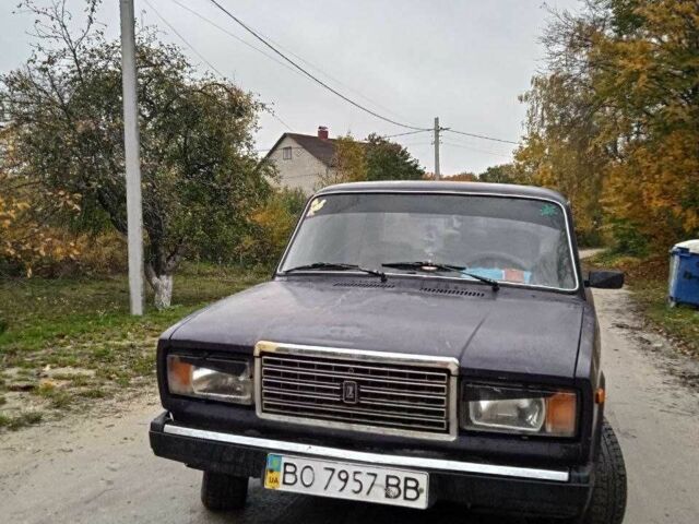Фіолетовий ВАЗ 2107, об'ємом двигуна 1.5 л та пробігом 100 тис. км за 551 $, фото 1 на Automoto.ua
