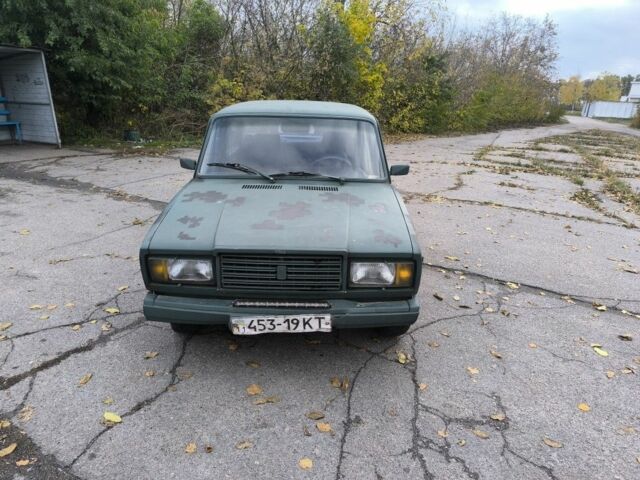 ВАЗ 2107 2003 в Каменке на Automoto.ua Фиолетовый ВАЗ 2107, объемом двигателя 0 л и пробегом 179 тыс. км за 383 $, фото 1 на Automoto.ua