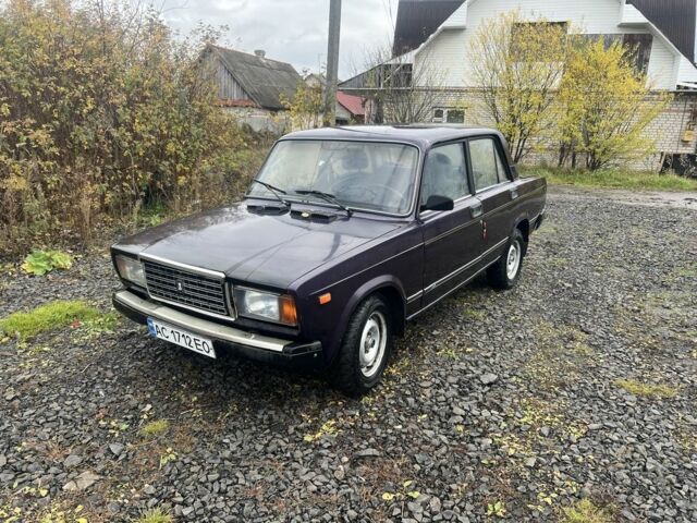 ВАЗ 2107 2004 в Луцке на Automoto.ua Фиолетовый ВАЗ 2107, объемом двигателя 1.5 л и пробегом 167 тыс. км за 590 $, фото 1 на Automoto.ua