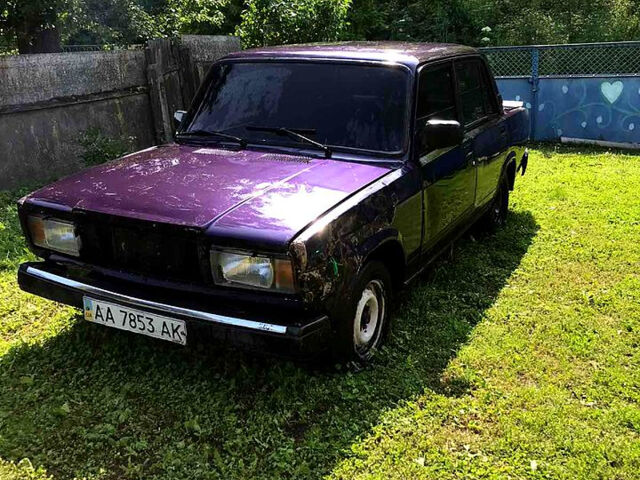 Фіолетовий ВАЗ 2107, об'ємом двигуна 1.7 л та пробігом 50 тис. км за 410 $, фото 1 на Automoto.ua