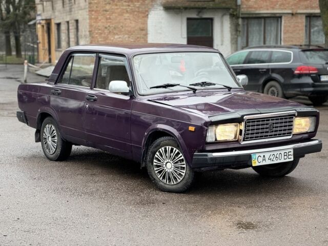 Фіолетовий ВАЗ 2107, об'ємом двигуна 1.5 л та пробігом 75 тис. км за 800 $, фото 1 на Automoto.ua