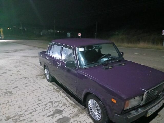Фиолетовый ВАЗ 2107, объемом двигателя 3 л и пробегом 80 тыс. км за 750 $, фото 1 на Automoto.ua
