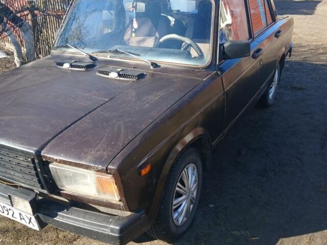 Коричневый ВАЗ 2107, объемом двигателя 0 л и пробегом 2 тыс. км за 224 $, фото 1 на Automoto.ua