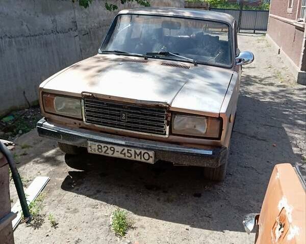 Коричневый ВАЗ 2107, объемом двигателя 1.3 л и пробегом 50 тыс. км за 383 $, фото 1 на Automoto.ua