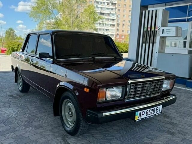 Коричневый ВАЗ 2107, объемом двигателя 1.5 л и пробегом 179 тыс. км за 572 $, фото 1 на Automoto.ua