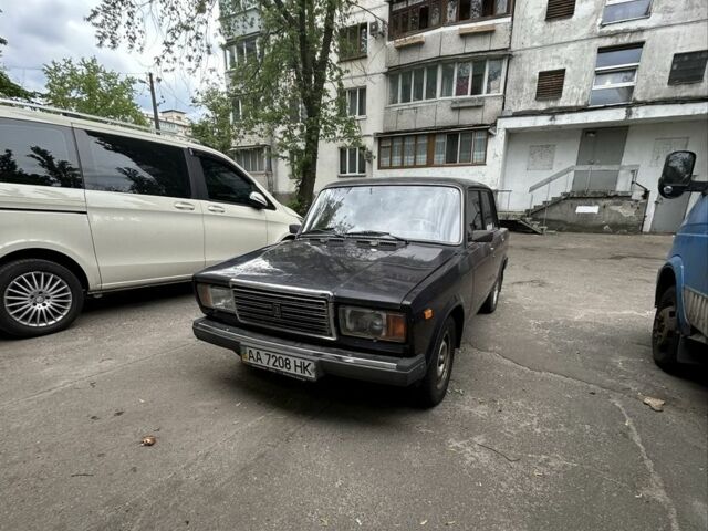 Коричневый ВАЗ 2107, объемом двигателя 1.6 л и пробегом 61 тыс. км за 1350 $, фото 1 на Automoto.ua