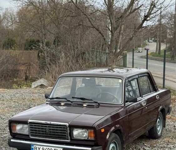 Коричневый ВАЗ 2107, объемом двигателя 1.5 л и пробегом 60 тыс. км за 1299 $, фото 1 на Automoto.ua