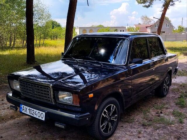 Коричневый ВАЗ 2107, объемом двигателя 1.5 л и пробегом 200 тыс. км за 2000 $, фото 1 на Automoto.ua