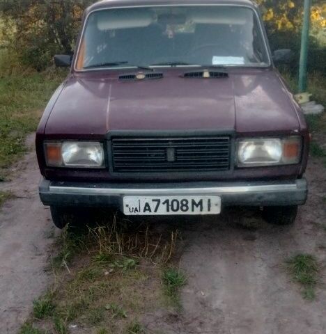 Червоний ВАЗ 2107, об'ємом двигуна 1 л та пробігом 1 тис. км за 715 $, фото 1 на Automoto.ua