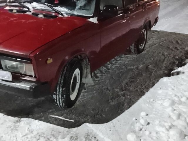 Червоний ВАЗ 2107, об'ємом двигуна 1.5 л та пробігом 180 тис. км за 1350 $, фото 1 на Automoto.ua