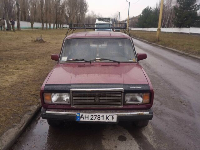 Красный ВАЗ 2107, объемом двигателя 1.6 л и пробегом 120 тыс. км за 1000 $, фото 1 на Automoto.ua