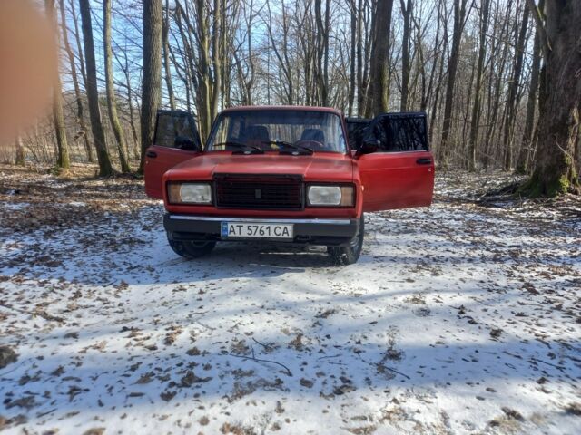 Красный ВАЗ 2107, объемом двигателя 0 л и пробегом 30 тыс. км за 1000 $, фото 1 на Automoto.ua