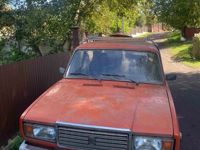 Красный ВАЗ 2107, объемом двигателя 0 л и пробегом 3 тыс. км за 592 $, фото 1 на Automoto.ua