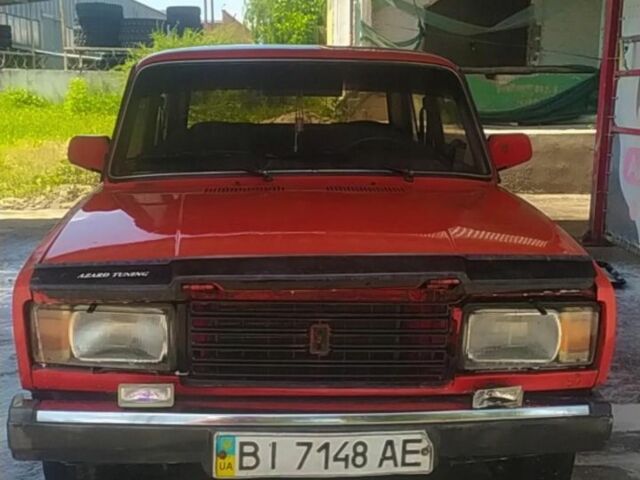 Красный ВАЗ 2107, объемом двигателя 1.3 л и пробегом 250 тыс. км за 650 $, фото 1 на Automoto.ua