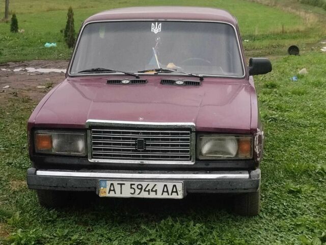 Красный ВАЗ 2107, объемом двигателя 10 л и пробегом 3 тыс. км за 510 $, фото 1 на Automoto.ua