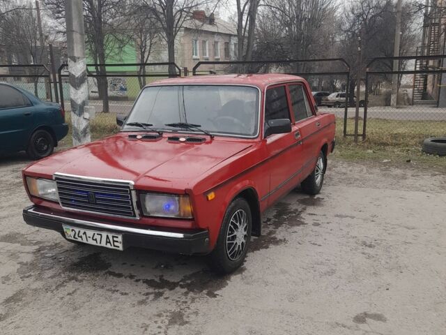 Червоний ВАЗ 2107, об'ємом двигуна 6 л та пробігом 777 тис. км за 1000 $, фото 1 на Automoto.ua