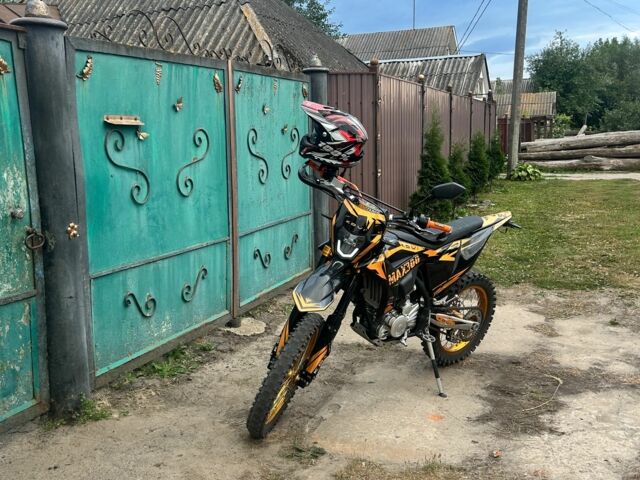 Червоний ВАЗ 2107, об'ємом двигуна 1 л та пробігом 1000 тис. км за 1154 $, фото 1 на Automoto.ua