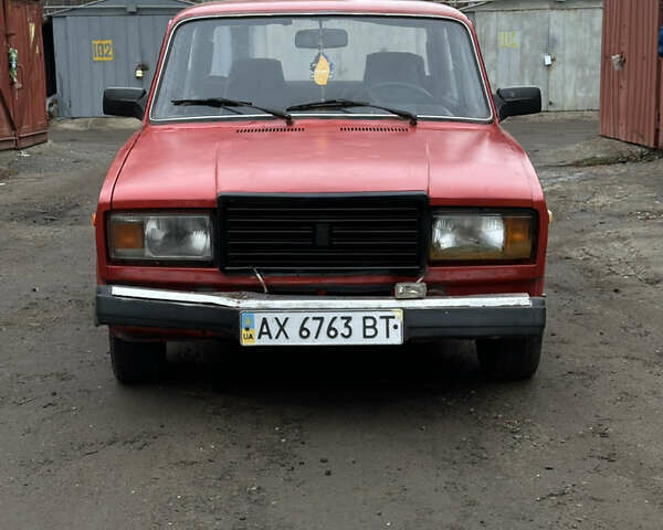 Красный ВАЗ 2107, объемом двигателя 1.5 л и пробегом 8 тыс. км за 479 $, фото 1 на Automoto.ua