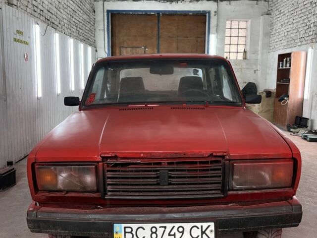 Красный ВАЗ 2107, объемом двигателя 1.5 л и пробегом 100 тыс. км за 156 $, фото 1 на Automoto.ua