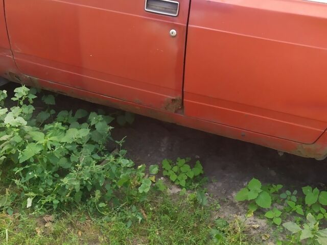 Красный ВАЗ 2107, объемом двигателя 0 л и пробегом 360 тыс. км за 700 $, фото 1 на Automoto.ua