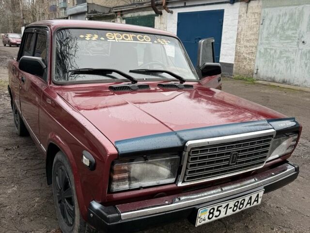 Червоний ВАЗ 2107, об'ємом двигуна 0 л та пробігом 63 тис. км за 950 $, фото 1 на Automoto.ua