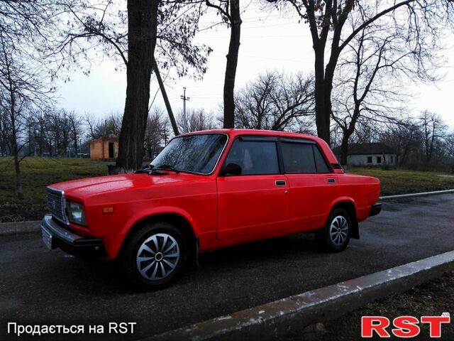 Червоний ВАЗ 2107, об'ємом двигуна 1.5 л та пробігом 50 тис. км за 1250 $, фото 1 на Automoto.ua
