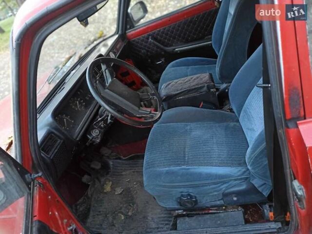 Красный ВАЗ 2107, объемом двигателя 1.5 л и пробегом 300 тыс. км за 357 $, фото 1 на Automoto.ua