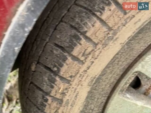 Красный ВАЗ 2107, объемом двигателя 0 л и пробегом 200 тыс. км за 460 $, фото 1 на Automoto.ua