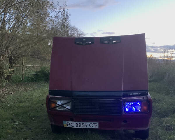 Красный ВАЗ 2107, объемом двигателя 1.5 л и пробегом 200 тыс. км за 356 $, фото 1 на Automoto.ua