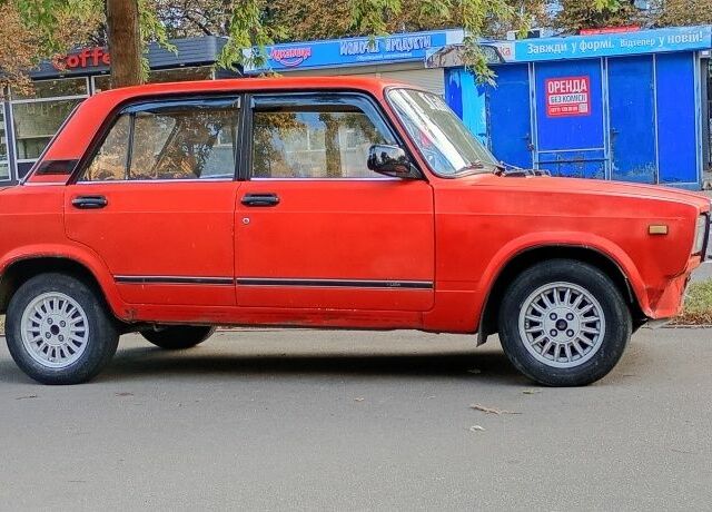 Червоний ВАЗ 2107, об'ємом двигуна 1.5 л та пробігом 144 тис. км за 750 $, фото 1 на Automoto.ua