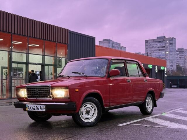 ВАЗ 2107 1990 в Харькове на Automoto.ua Красный ВАЗ 2107, объемом двигателя 1.5 л и пробегом 146 тыс. км за 999 $, фото 1 на Automoto.ua