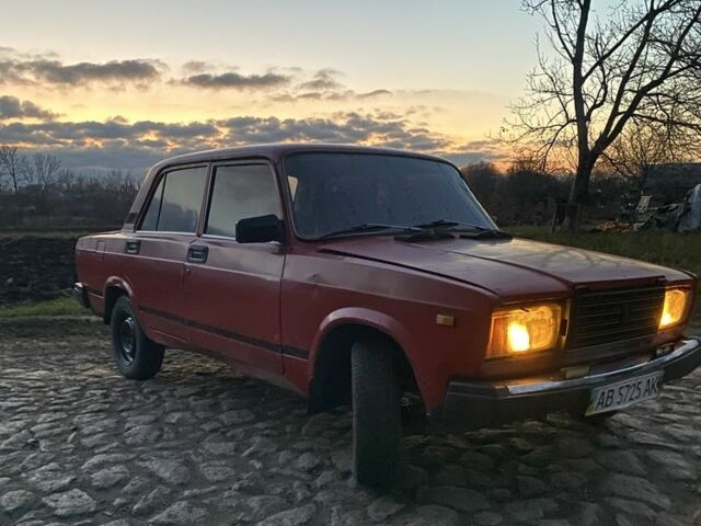 Красный ВАЗ 2107, объемом двигателя 1.5 л и пробегом 55 тыс. км за 474 $, фото 1 на Automoto.ua