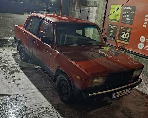 Красный ВАЗ 2107, объемом двигателя 1.58 л и пробегом 100 тыс. км за 850 $, фото 1 на Automoto.ua