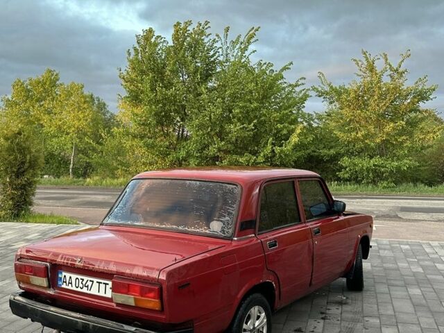 Красный ВАЗ 2107, объемом двигателя 1.5 л и пробегом 80 тыс. км за 297 $, фото 1 на Automoto.ua
