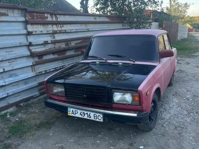 Красный ВАЗ 2107, объемом двигателя 0 л и пробегом 50 тыс. км за 466 $, фото 1 на Automoto.ua