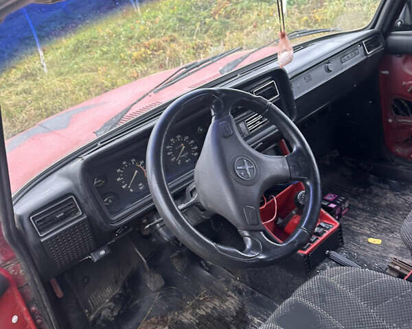 Красный ВАЗ 2107, объемом двигателя 1.5 л и пробегом 666 тыс. км за 712 $, фото 1 на Automoto.ua